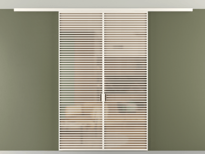 Алюминевая перегородка vd2_07 Алюминий пудровый белый Сатинированное оранжевое стекло, триплекс, 6мм. Цвет Алюминий пудровый белый. Материал Алюминий в эмали. Коллекция Перегородка Formato вдоль стены на потолок двустворчатая. Картинка.