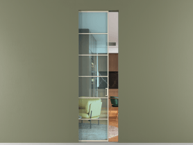 Алюминевая перегородка skr1_04_ Алюминий бежево-серый Прозрачное голубое стекло, триплекс, 6мм. Цвет Алюминий бежево-серый. Материал Алюминий в эмали. Коллекция Перегородка Formato скрытый пенал 1 створка. Картинка.