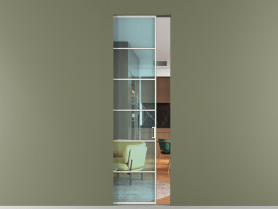 Алюминевая перегородка skr1_04_ Алюминий светло-серый Прозрачное голубое стекло, триплекс, 6мм. Цвет Алюминий светло-серый. Материал Алюминий в эмали. Коллекция Перегородка Formato скрытый пенал 1 створка. Картинка.