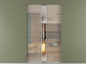 Алюминевая перегородка skr2_07_ Алюминий тёплый серый Прозрачное оранжевое стекло, триплекс, 6мм. Цвет Алюминий тёплый серый. Материал Алюминий в эмали. Коллекция Перегородка Formato скрытый пенал 2 створки. Картинка.